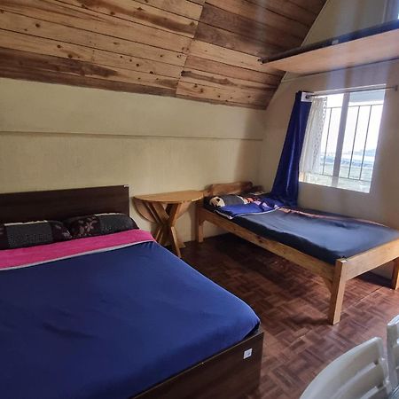 I Basa Homestay Sohrarim エクステリア 写真