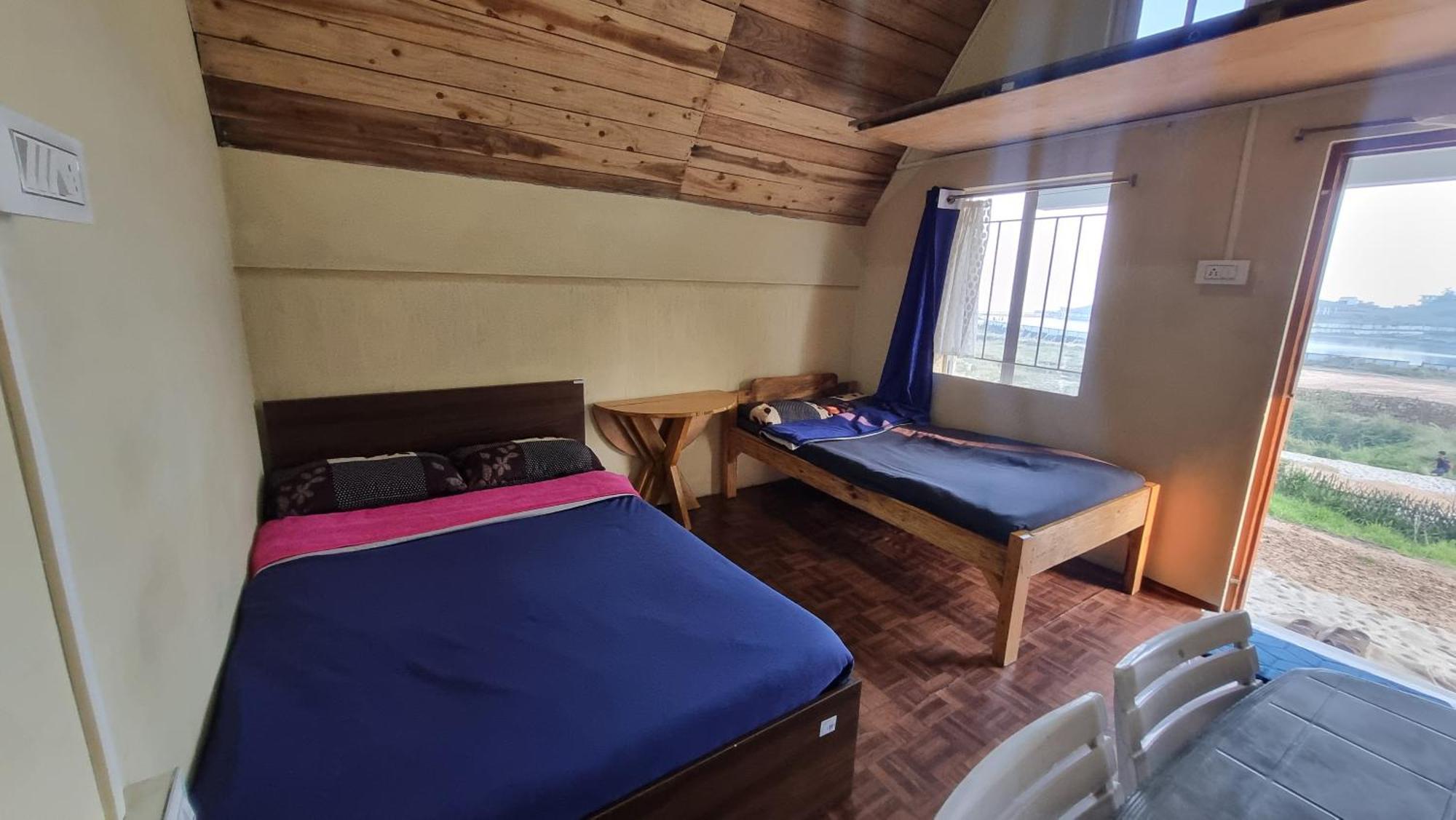 I Basa Homestay Sohrarim エクステリア 写真