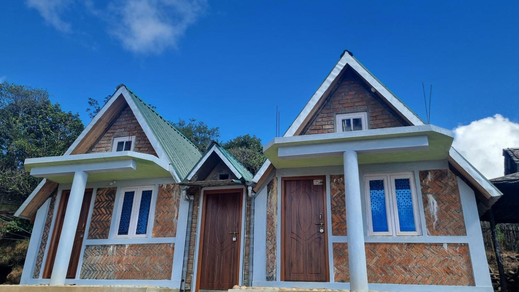 I Basa Homestay Sohrarim エクステリア 写真